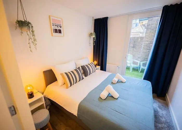 Elegant 2 Bedroom 75m2 - Sd23g Eindhoven